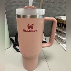 Stanley 40oz Quencher